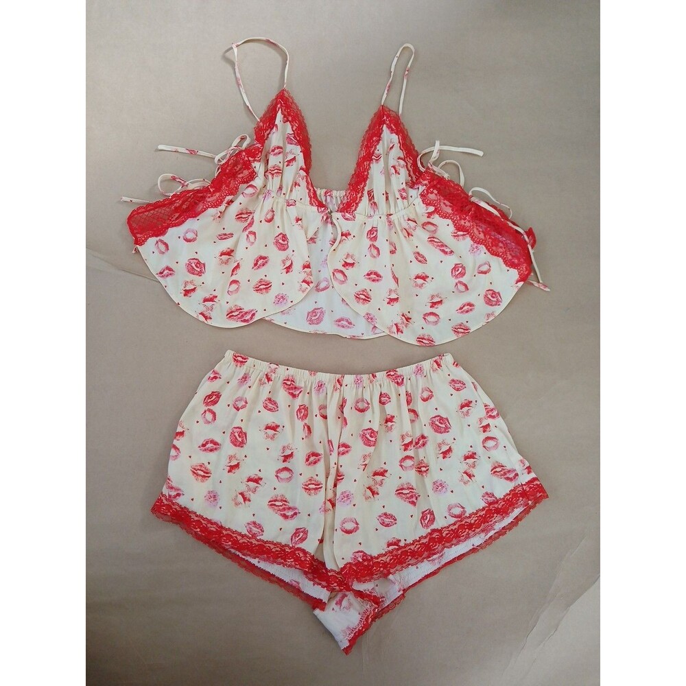 Urban Outfitters Out From Under Lola Heart Lips Satin Cami & Short PJ Set Size M